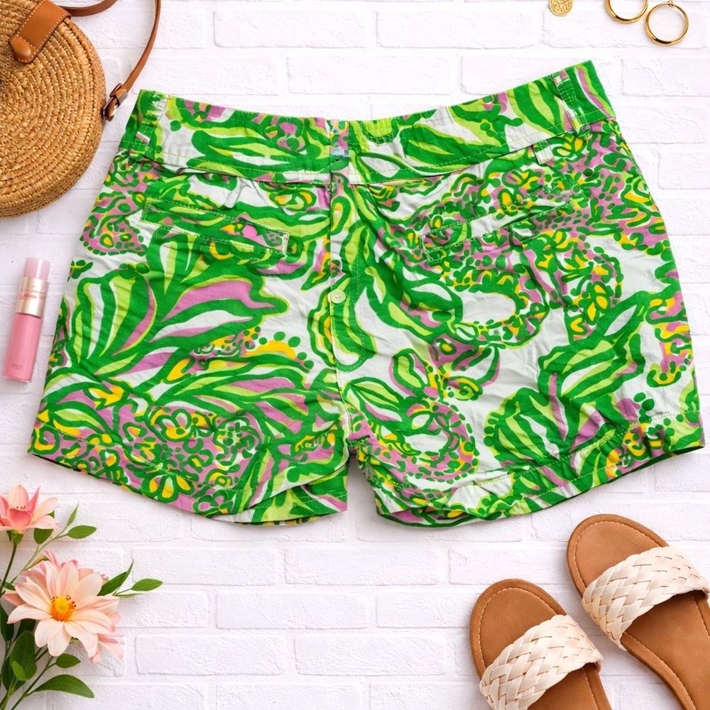 Lilly Pulitzer Seeing Pink Elephants Callahan Shorts 00 - Picture 2 of 5